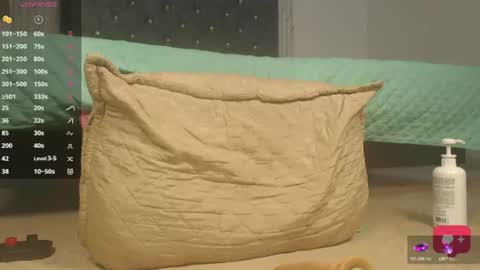 Snapshot of briannaxox_ chatting on 06-29-26, 08:20 Brianna online show from 06-29-26, 08:20