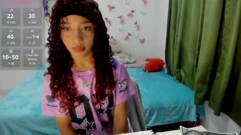 Snapshot of briar_05 chatting on 11-23-25, 03:50 Briar online show from 11-23-25, 03:50