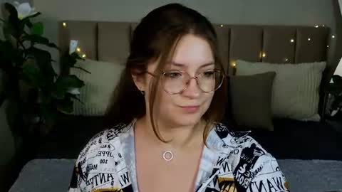 Snapshot of briarwynn chatting on 07-18-26, 06:12 briarwynn online show from 07-18-26, 06:12