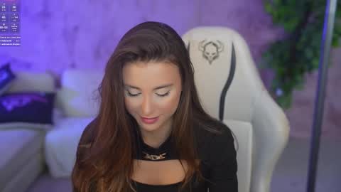 Diamonds Girls online show from 10-15-25, 06:57