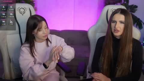 Diamonds Girls online show from 12-16-25, 11:54