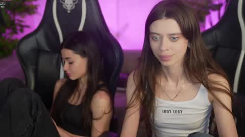 Diamonds Girls online show from 04-10-26, 07:40