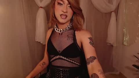 Snapshot of brillamettal chatting on 11-08-25, 10:41 Brilla Mettal online show from 11-08-25, 10:41