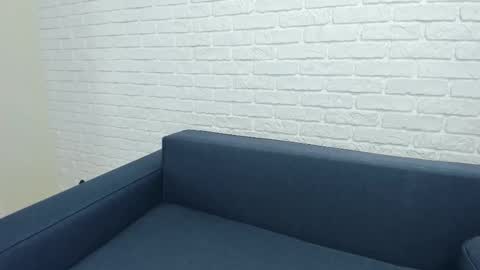 brilliantegirl_ online show from 11-26-25, 08:48