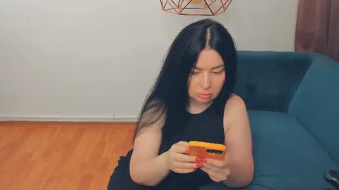 Snapshot of brilliantegirl_ chatting on 06-28-26, 07:14 brilliantegirl_ online show from 06-28-26, 07:14