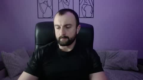 Snapshot of brindlefly69 chatting on 04-20-26, 10:29 brindlefly69 online show from 04-20-26, 10:29