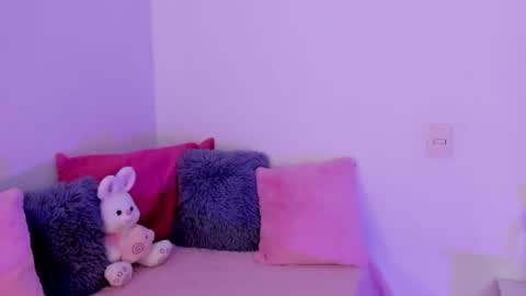 Snapshot of brisa_blue chatting on 06-22-26, 06:38 Brisa online show from 06-22-26, 06:38