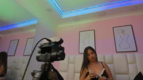 Snapshot of britaniaantonelli chatting on 06-14-26, 12:18 Britania Antonelli online show from 06-14-26, 12:18
