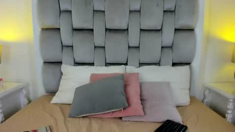 britanny_77 online show from 06-17-26, 07:59