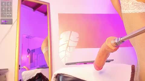 BritannyClaire online show from 12-16-25, 12:37