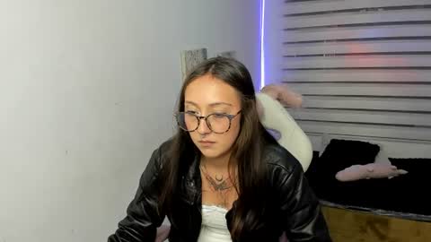 Snapshot of brith_ness chatting on 07-18-26, 03:11 Brith ness online show from 07-18-26, 03:11