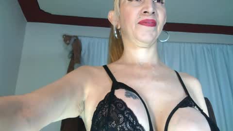 brithany hunt online show from 08-02-26, 06:50