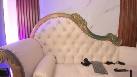 brithanysummer online show from 11-13-25, 05:39