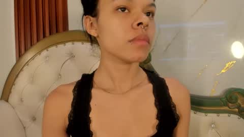 Snapshot of brithanysummer chatting on 03-19-26, 01:37 brithanysummer online show from 03-19-26, 01:37