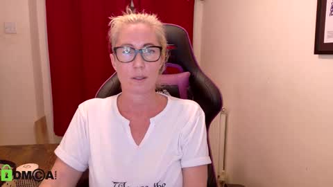 Snapshot of britishladya chatting on 11-19-25, 09:26 Lady Annabelle Montgomery online show from 11-19-25, 09:26