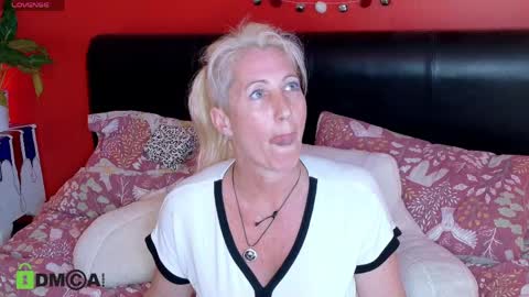 Snapshot of britishladya chatting on 04-29-26, 09:54 Lady Annabelle Montgomery online show from 04-29-26, 09:54