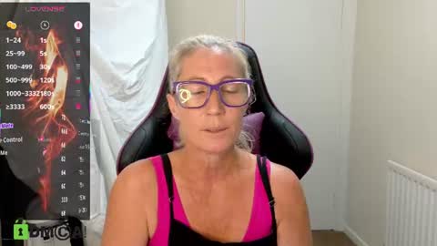 Snapshot of britishladya chatting on 07-02-26, 09:21 Lady Annabelle Montgomery online show from 07-02-26, 09:21