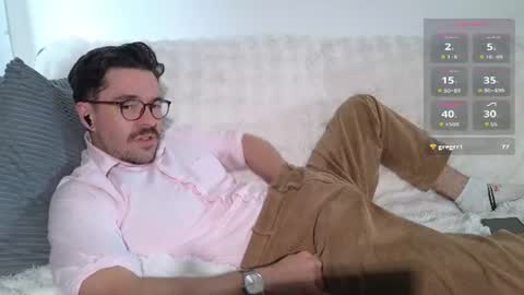 Snapshot of britishpoet chatting on 06-19-26, 05:17 Callum online show from 06-19-26, 05:17
