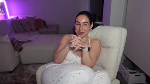 Snapshot of britishsofia chatting on 02-20-26, 06:08 British Sofia online show from 02-20-26, 06:08