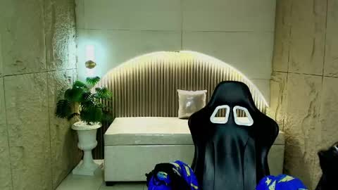 Britney  online show from 05-21-26, 03:02