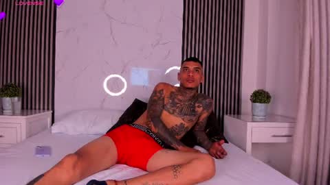 HOT MALETH AND SEXY BRITNEY online show from 06-12-26, 11:14