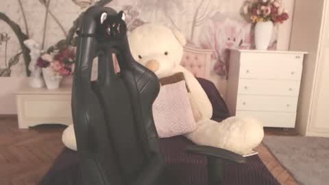 Snapshot of britneybarker chatting on 02-12-26, 03:34 britneybarker online show from 02-12-26, 03:34