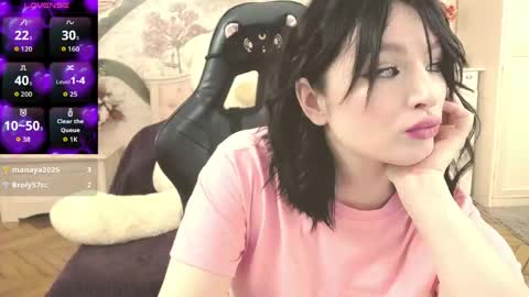 Snapshot of britneybarker chatting on 03-07-26, 02:30 britneybarker online show from 03-07-26, 02:30