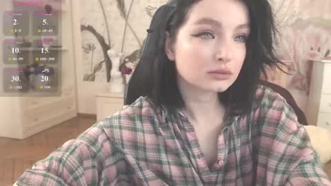 Snapshot of britneybarker chatting on 03-20-26, 04:50 britneybarker online show from 03-20-26, 04:50