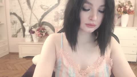 Snapshot of britneybarker chatting on 03-21-26, 05:12 britneybarker online show from 03-21-26, 05:12