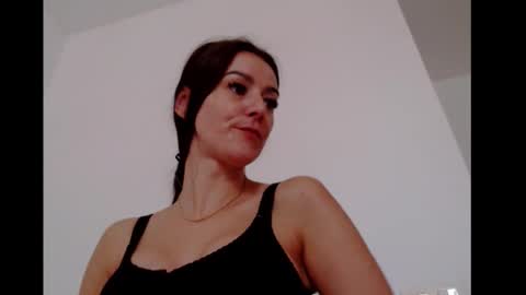 Snapshot of britneydivine chatting on 09-20-25, 08:15 Britney online show from 09-20-25, 08:15