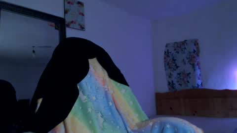 Britney online show from 04-08-26, 02:28