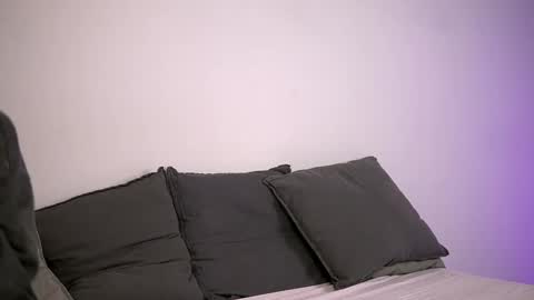 britneyhudson online show from 10-10-25, 03:16