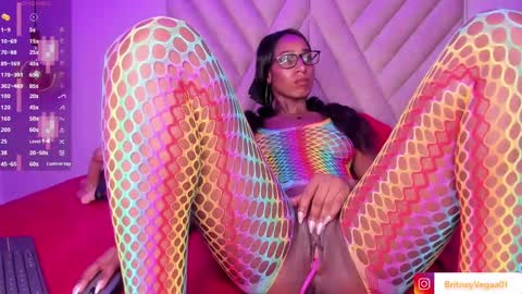 Britney online show from 02-11-25, 03:08