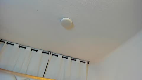 Brittany  online show from 11-21-25, 07:34