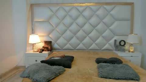 Brittany  online show from 01-18-26, 07:28