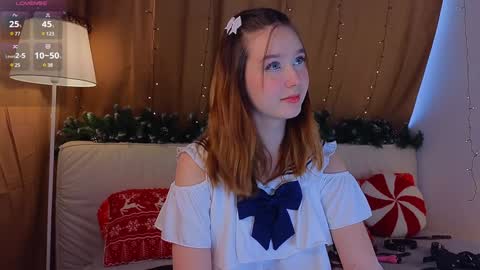 Snapshot of brittcooling chatting on 01-09-25, 03:36 Kira online show from 01-09-25, 03:36