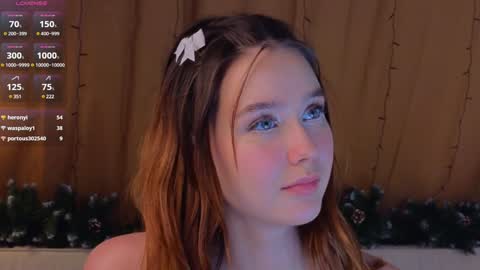 Snapshot of brittcooling chatting on 01-09-25, 06:38 Kira online show from 01-09-25, 06:38