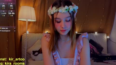 Snapshot of brittcooling chatting on 02-09-25, 01:22 Kira online show from 02-09-25, 01:22