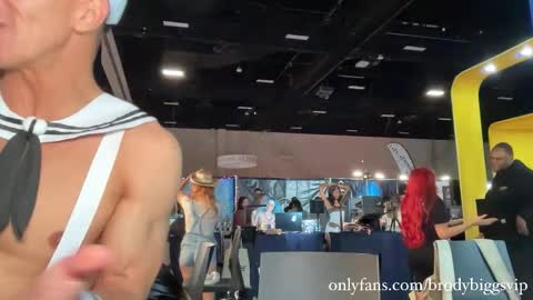 Brody Biggs online show from 11-08-25, 03:29