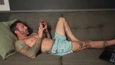 Snapshot of brodyrad chatting on 06-18-26, 04:57 Brody Rad online show from 06-18-26, 04:57