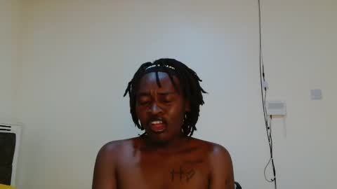 broken_haloo online show from 03-30-26, 05:52