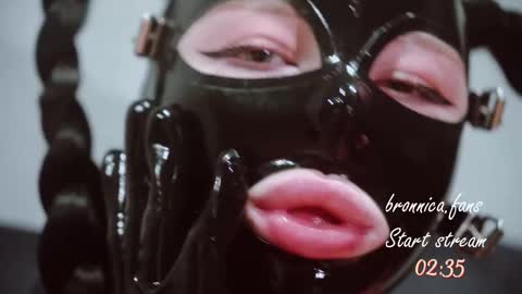 Anna online show from 09-08-25, 03:55