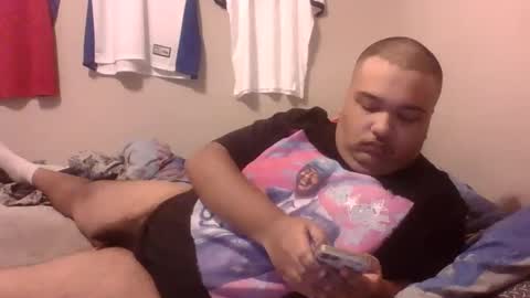 Snapshot of bronxforlife chatting on 02-19-25, 12:14 bronxforlife online show from 02-19-25, 12:14