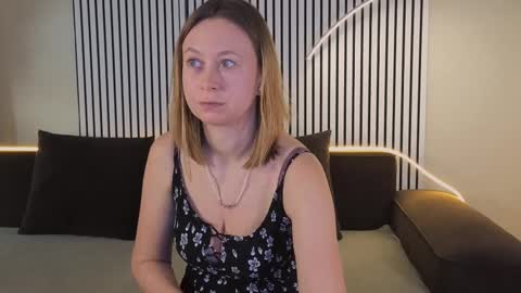 Snapshot of brooke_evans_ chatting on 03-01-25, 09:04 Brooke online show from 03-01-25, 09:04