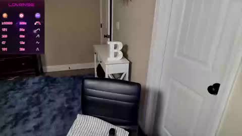 Snapshot of brookebee27 chatting on 02-10-25, 01:14 brookebee online show from 02-10-25, 01:14