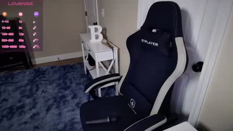 Snapshot of brookebee27 chatting on 02-18-25, 02:59 brookebee online show from 02-18-25, 02:59