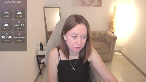 Snapshot of brookedamon chatting on 03-17-26, 09:29 Lady Brooke online show from 03-17-26, 09:29