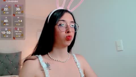 Brook Loves online show from 10-15-25, 07:36