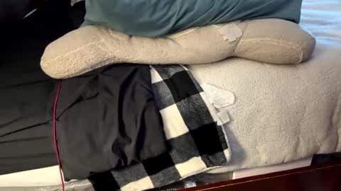 brownbootie1 online show from 01-13-26, 08:58