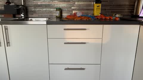 Brownguydan online show from 03-08-25, 04:06